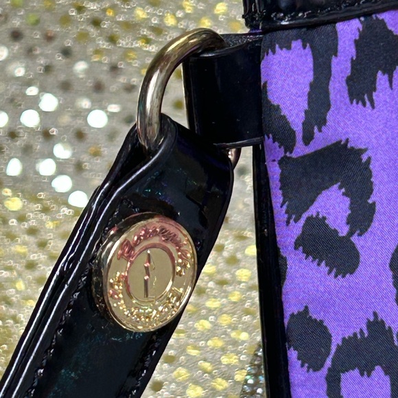 Betsey Johnson Purple & Black Leopard Print Wristlet w/Gold Studs Approx. 10 x 5 - Picture 6 of 16